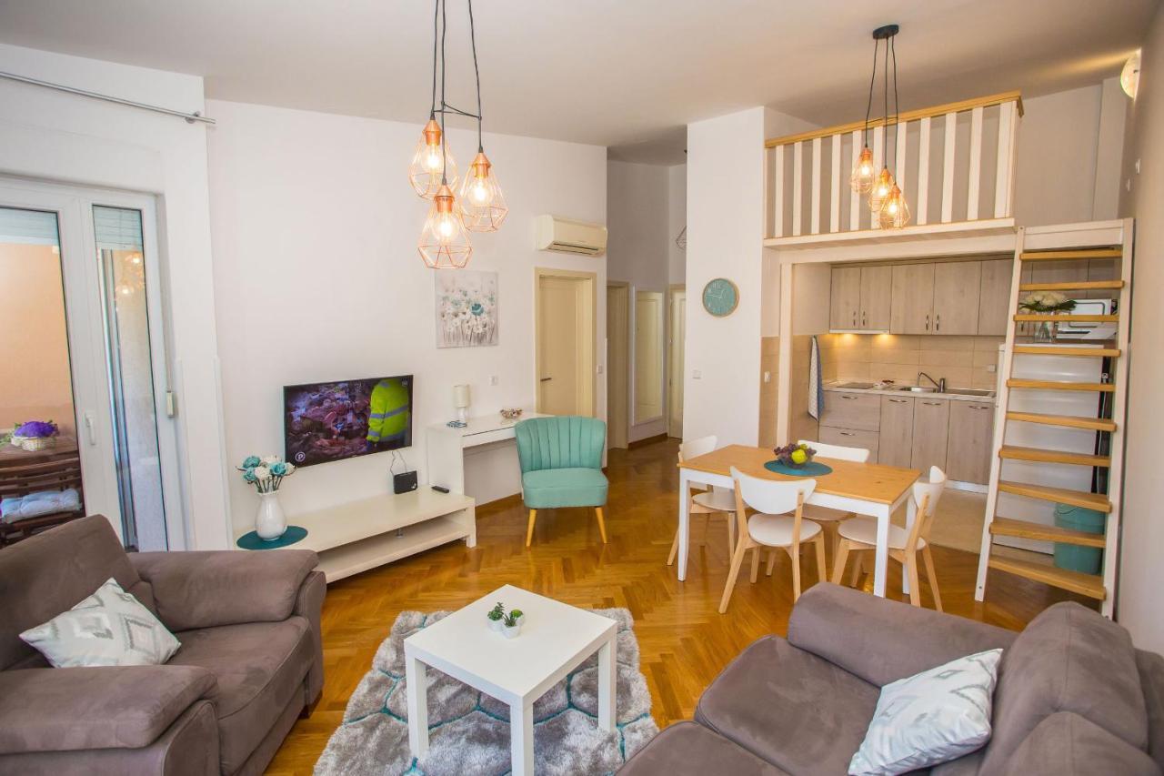 Apartment Dora Near Sea And Center With Private Garage Poreč Buitenkant foto