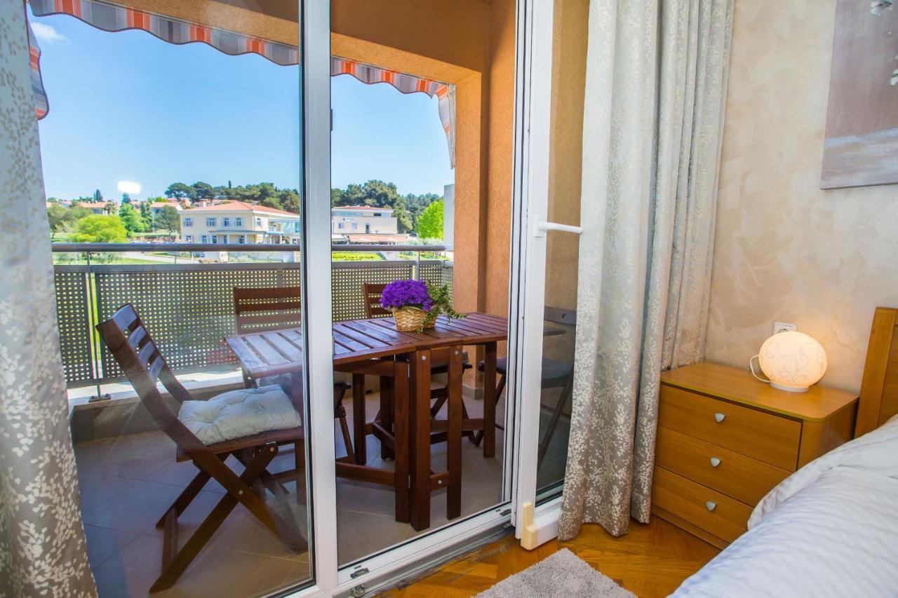 Apartment Dora Near Sea And Center With Private Garage Poreč Buitenkant foto