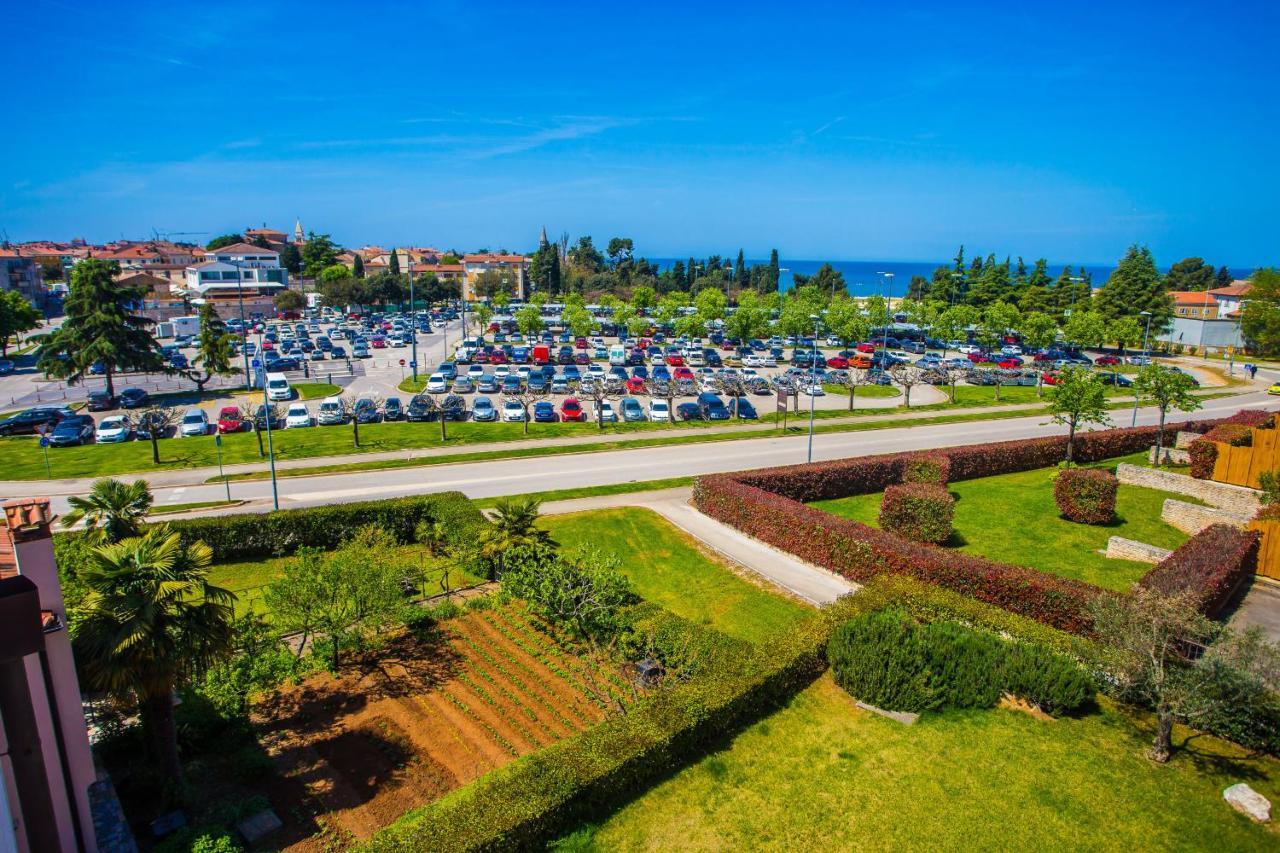 Apartment Dora Near Sea And Center With Private Garage Poreč Buitenkant foto